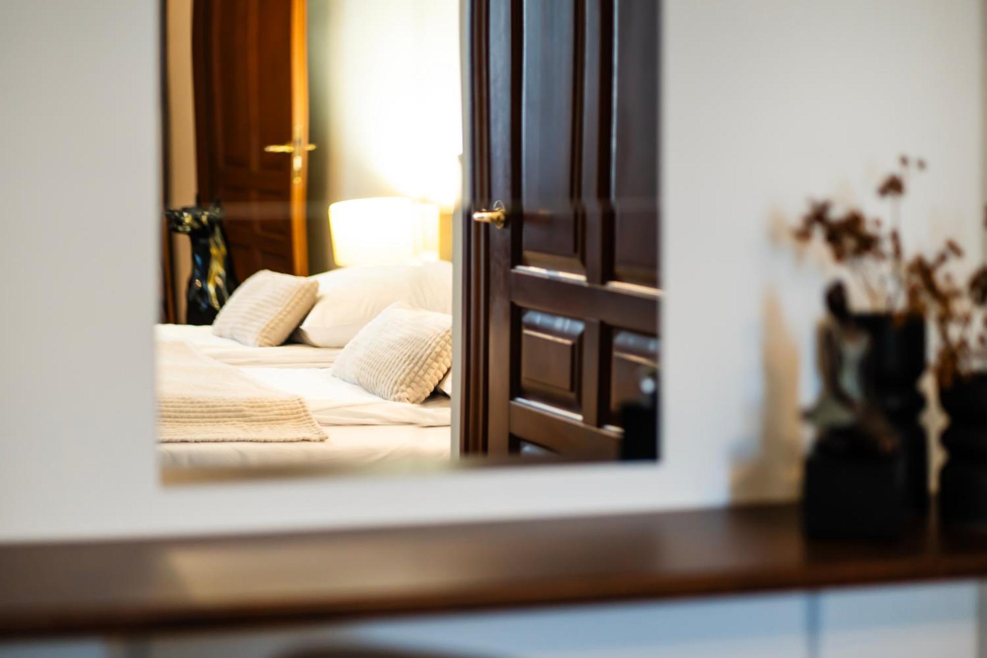 كراكوفيا Aparthotel Maargick المظهر الخارجي الصورة