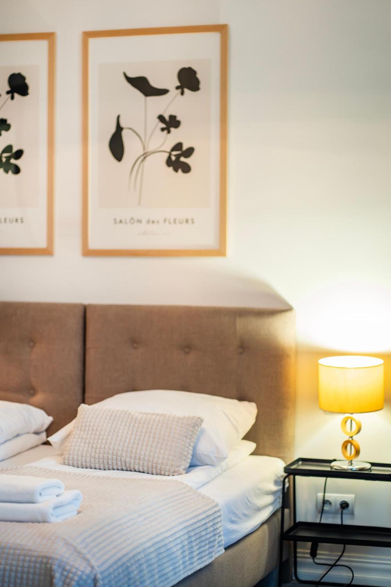 كراكوفيا Aparthotel Maargick المظهر الخارجي الصورة