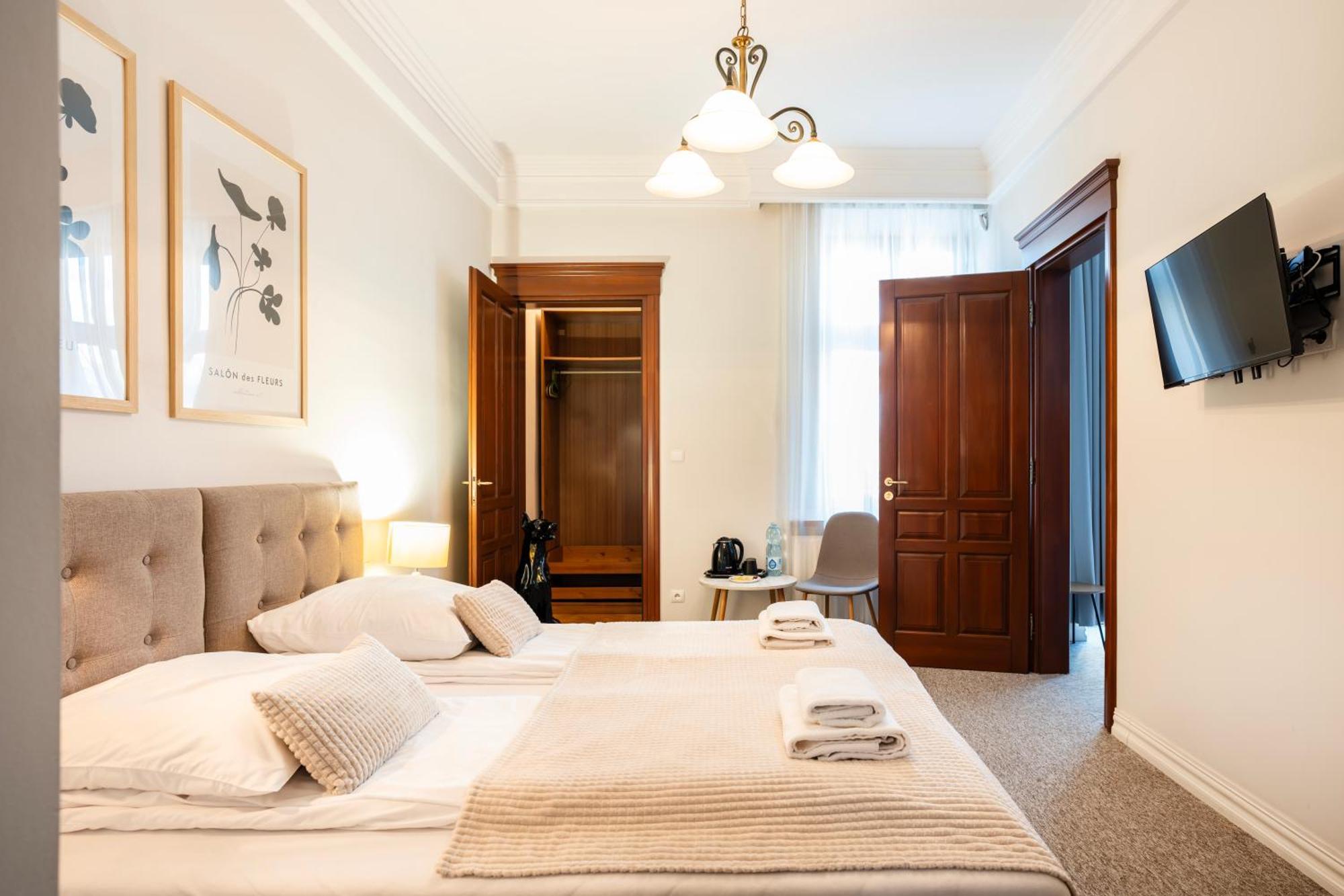 كراكوفيا Aparthotel Maargick المظهر الخارجي الصورة