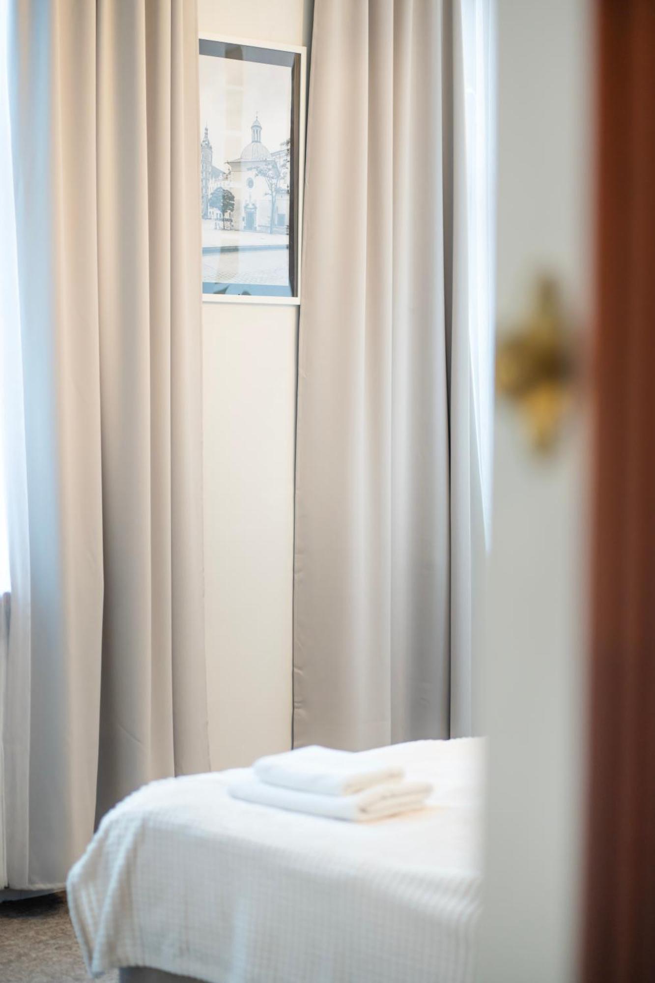 كراكوفيا Aparthotel Maargick المظهر الخارجي الصورة